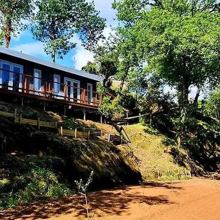 Quinta Mata Da Se Πανσιόν Miranda do Corvo