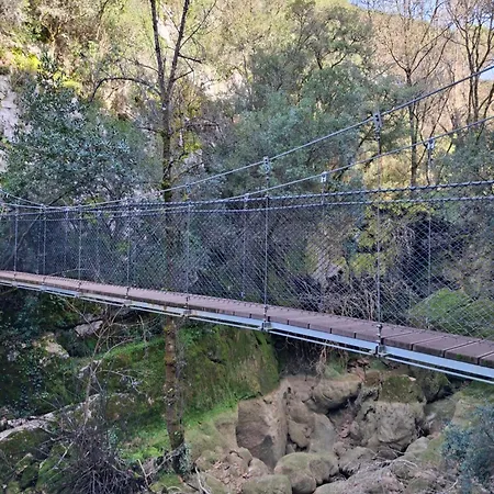 Quinta Mata Da Se Πανσιόν Miranda do Corvo